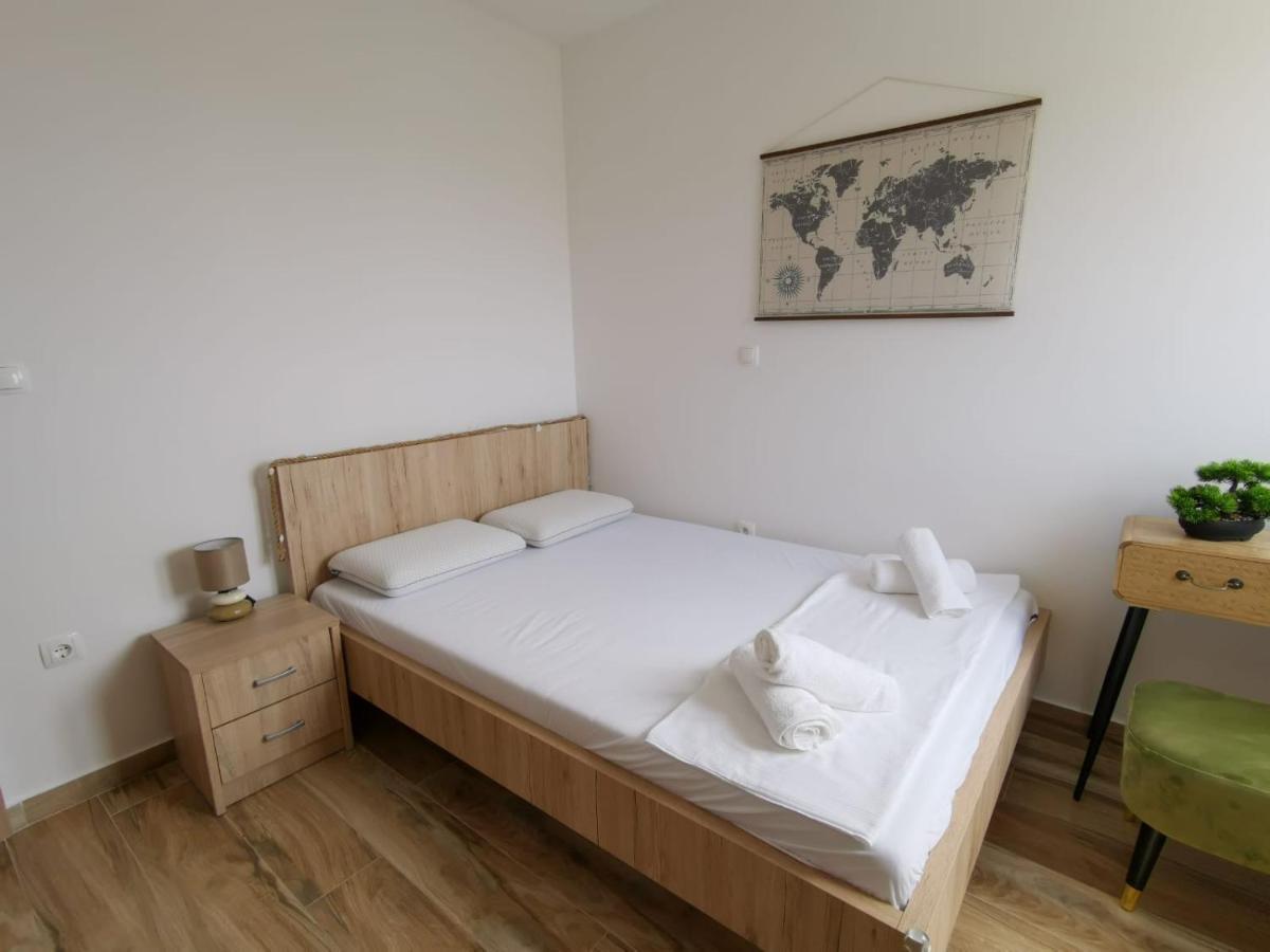 Ristovic Apartment Primošten Екстериор снимка