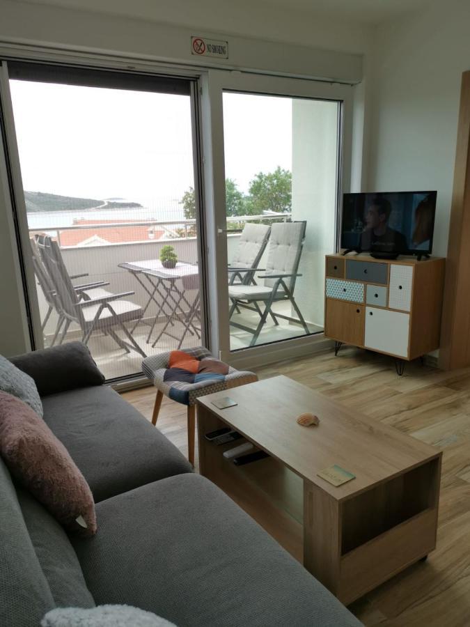 Ristovic Apartment Primošten Екстериор снимка